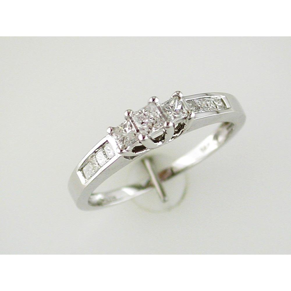 Royal 14K White Gold 0.50 Carat Princess Cut Diamond Engagement Ring