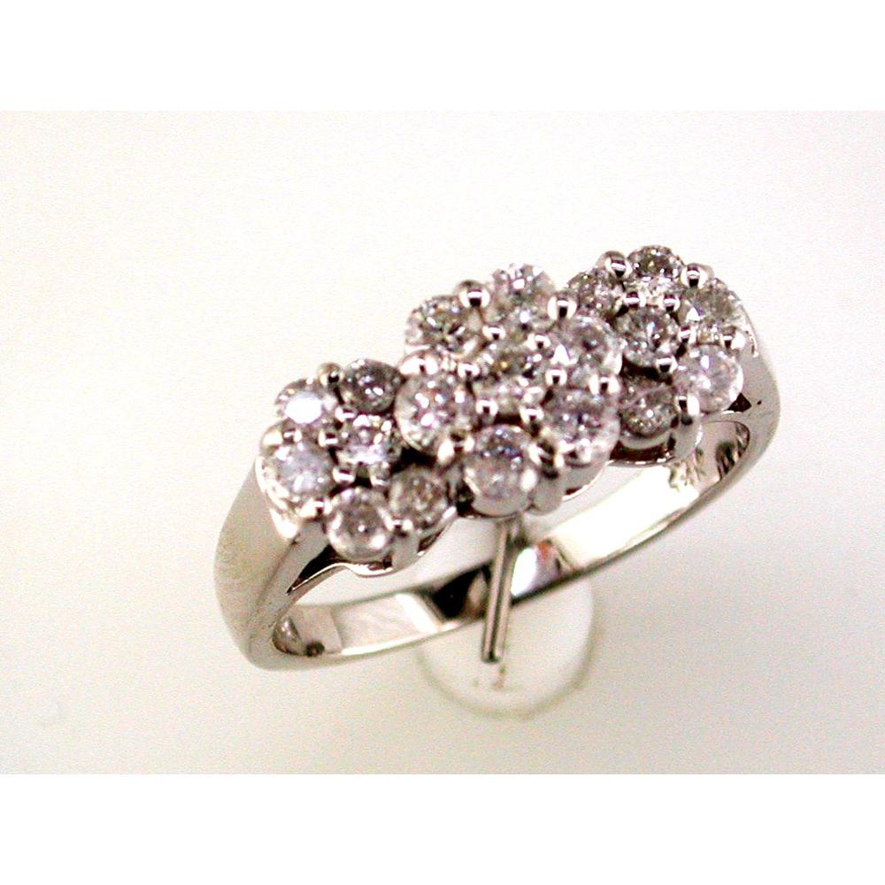 Royal 14K White Gold 0.90 Carat Round Diamond Wedding Ring