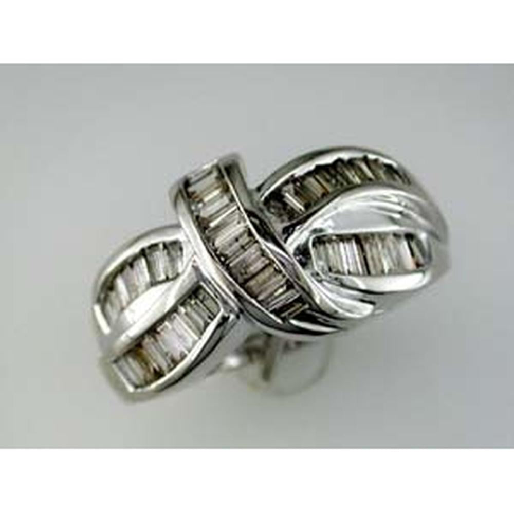 Royal 14K White Gold Baguette Diamond Elegance Ring - 1.00 Carat Total Diamond Weight