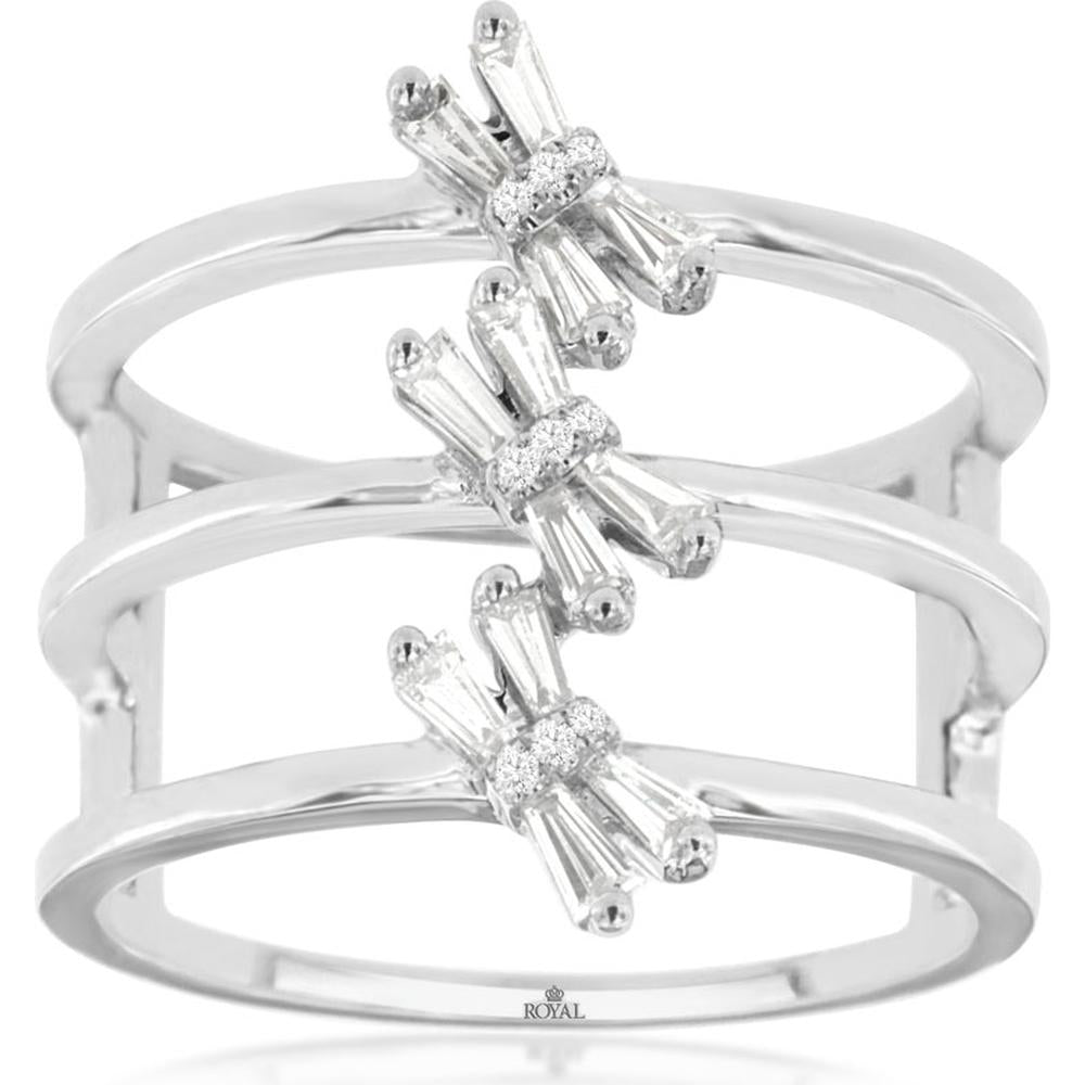 Royal 14K White Gold Diamond Ring - Timeless Elegance