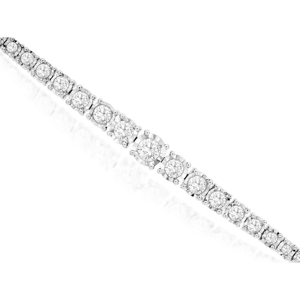 Royal 14K White Gold Diamond Tennis Bracelet - 2.00 Carats Total Diamond Weight