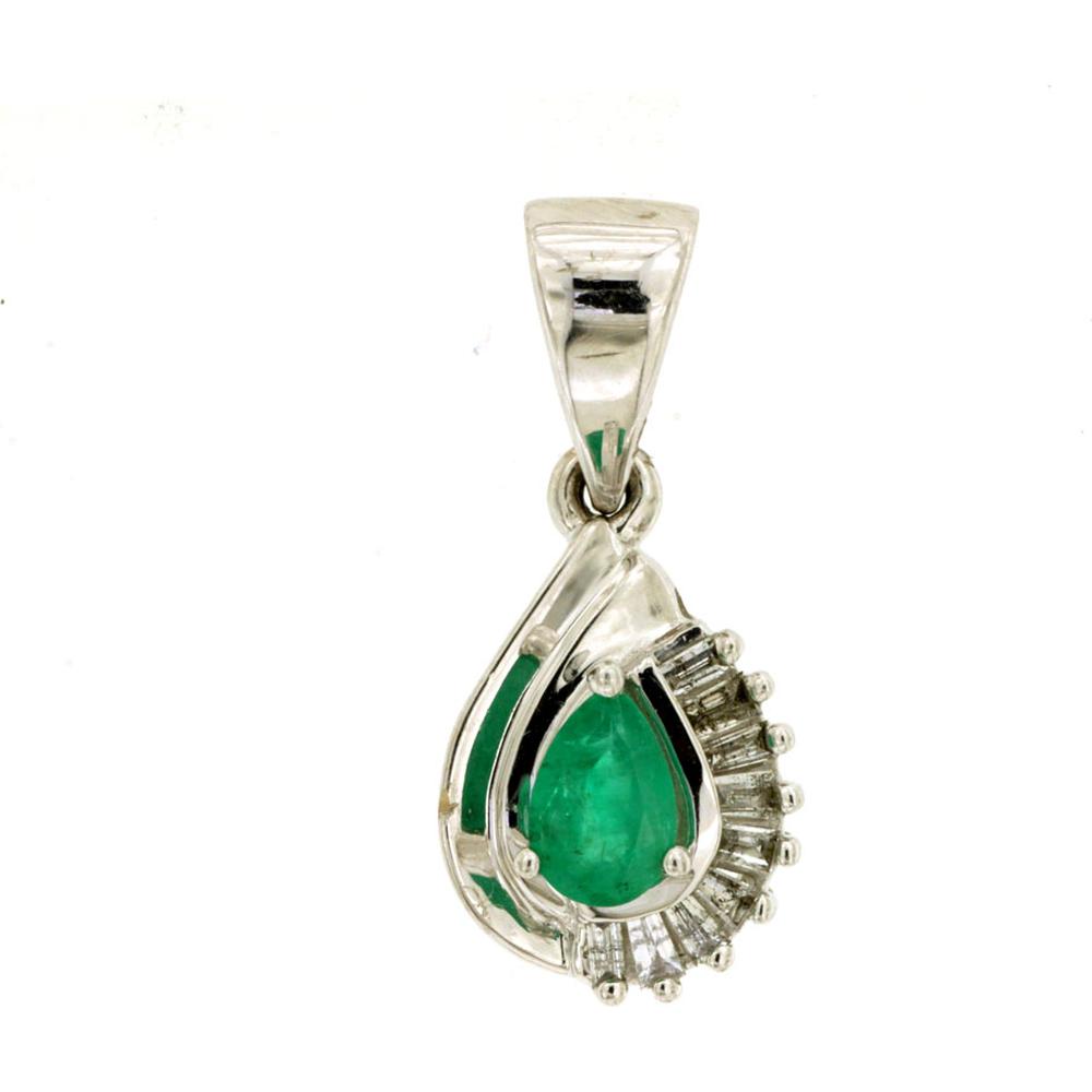 Royal 14K White Gold Emerald & Diamond Pendant - Timeless Elegance
