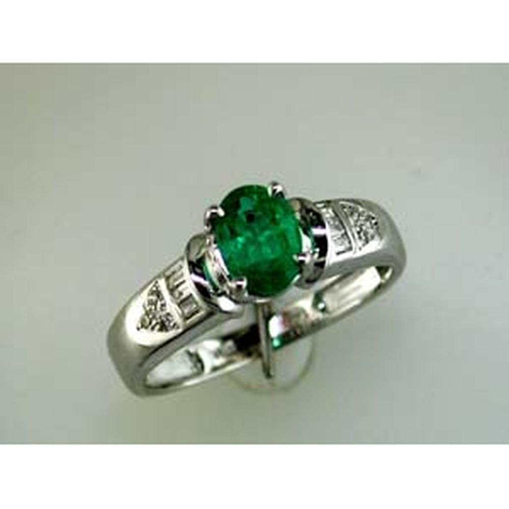 Royal 14K White Gold Emerald and Diamond Ring - Timeless Elegance