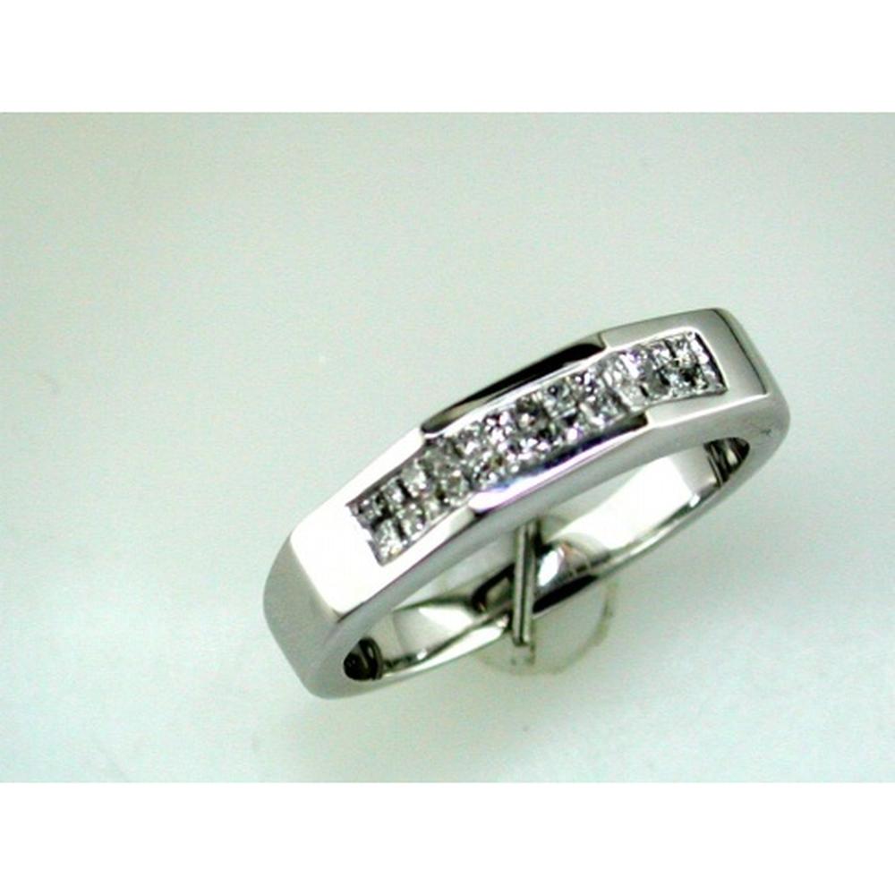 Royal 14K White Gold His & Hers Diamond Ring - Symbol of Eternal Love