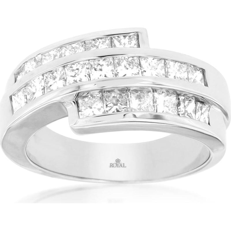 Royal 14K White Gold Princess Cut Diamond Ring - 0.70 Carat Total Diamond Weight