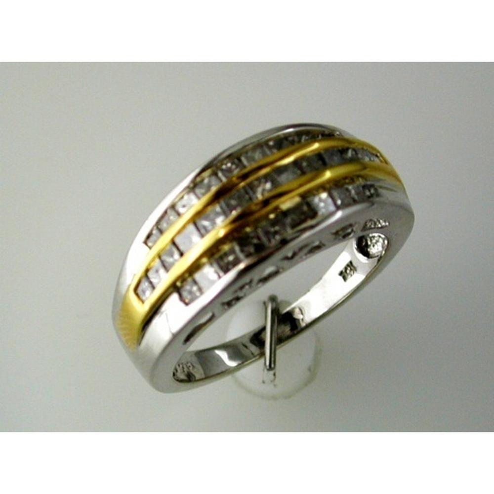 Royal 14K White Gold Princess Cut Diamond Ring - 1.00 Carat Total Diamond Weight
