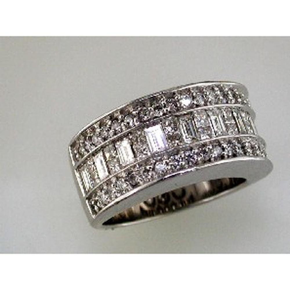 Royal 14K White Gold Princess Cut Diamond Wedding Ring - 1.50 Carat Total Diamond Weight