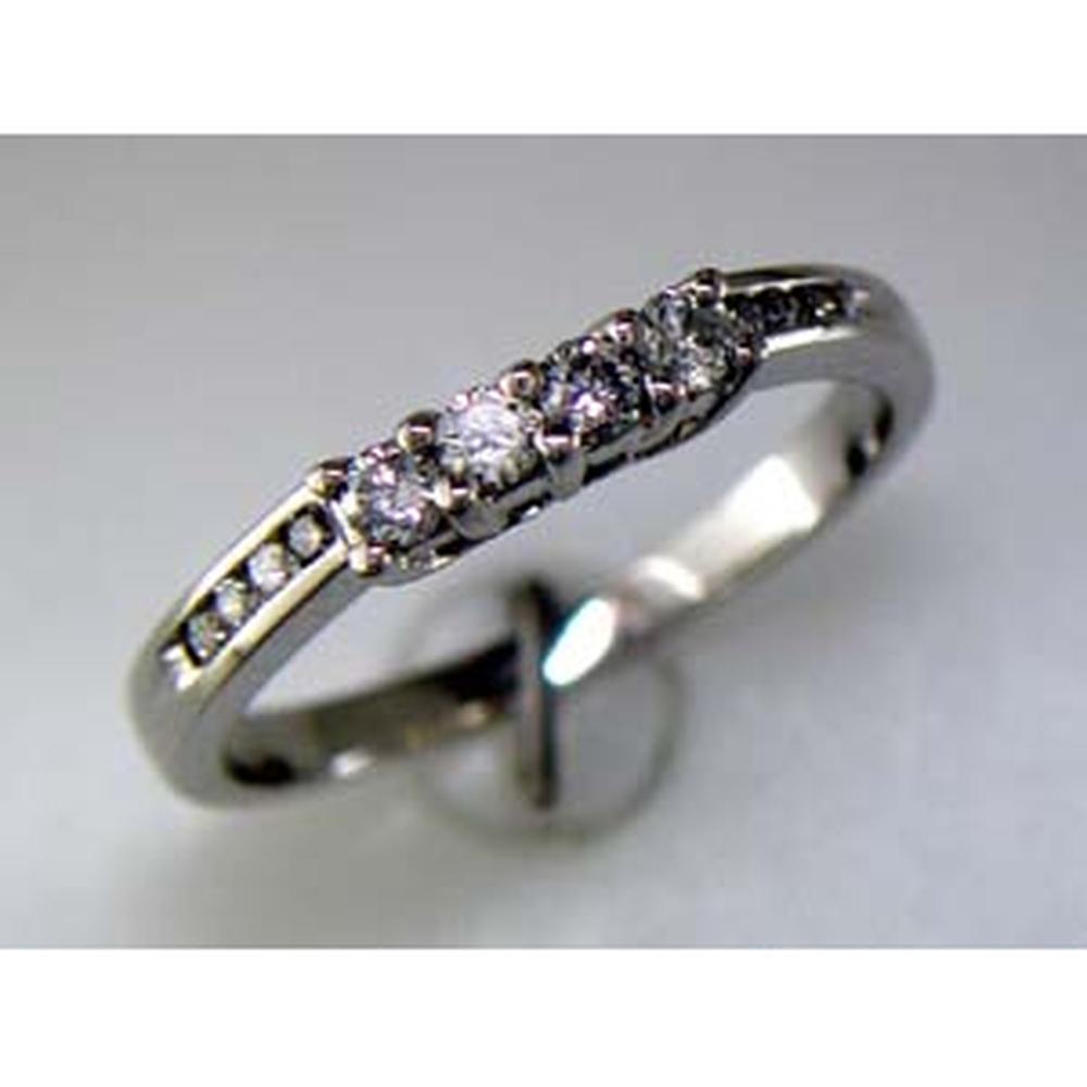Royal 14K White Gold Round Cut Diamond Wedding Ring - 0.34 Carat