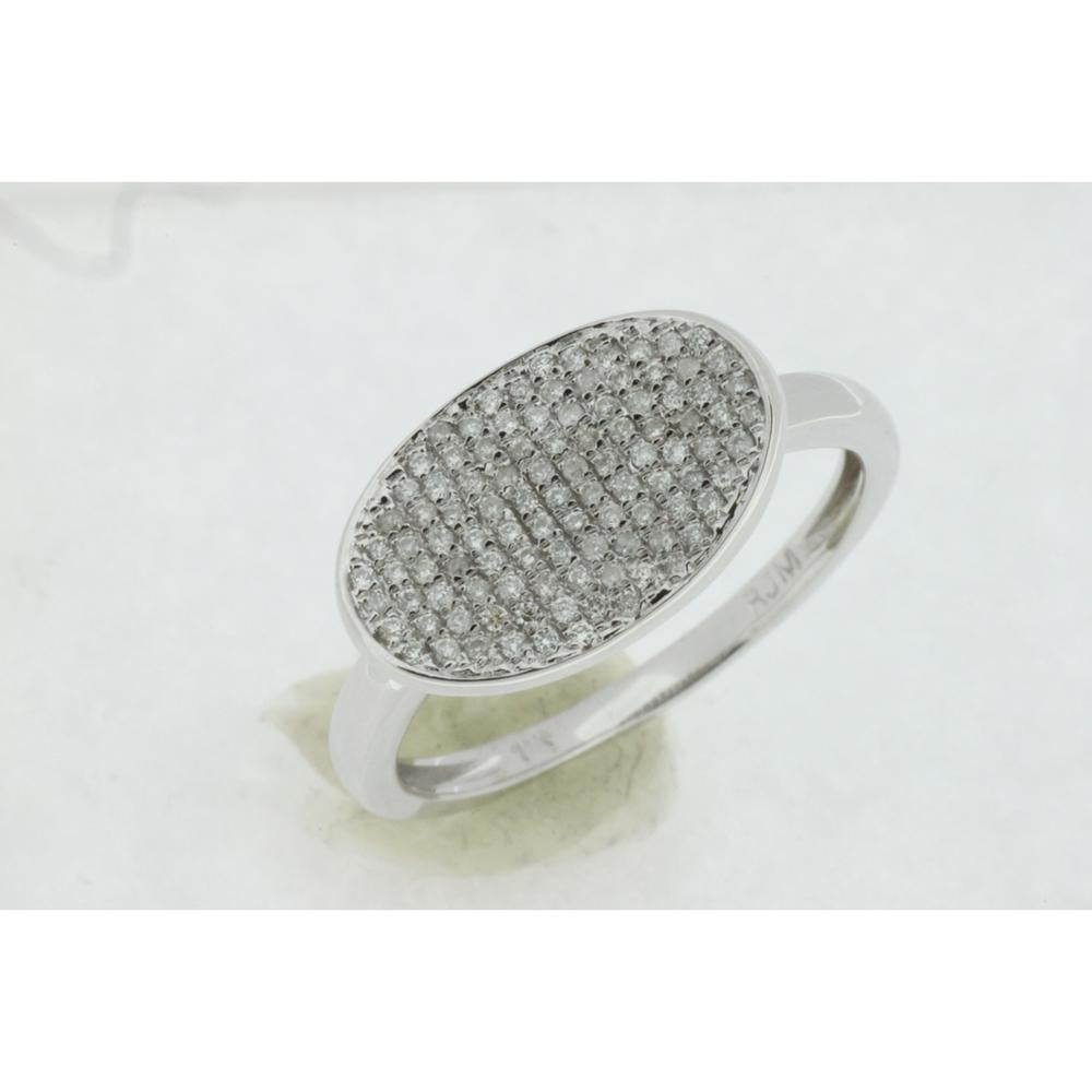 Royal 14K White Gold Round Diamond Ring - Timeless Elegance and Modern Luxury