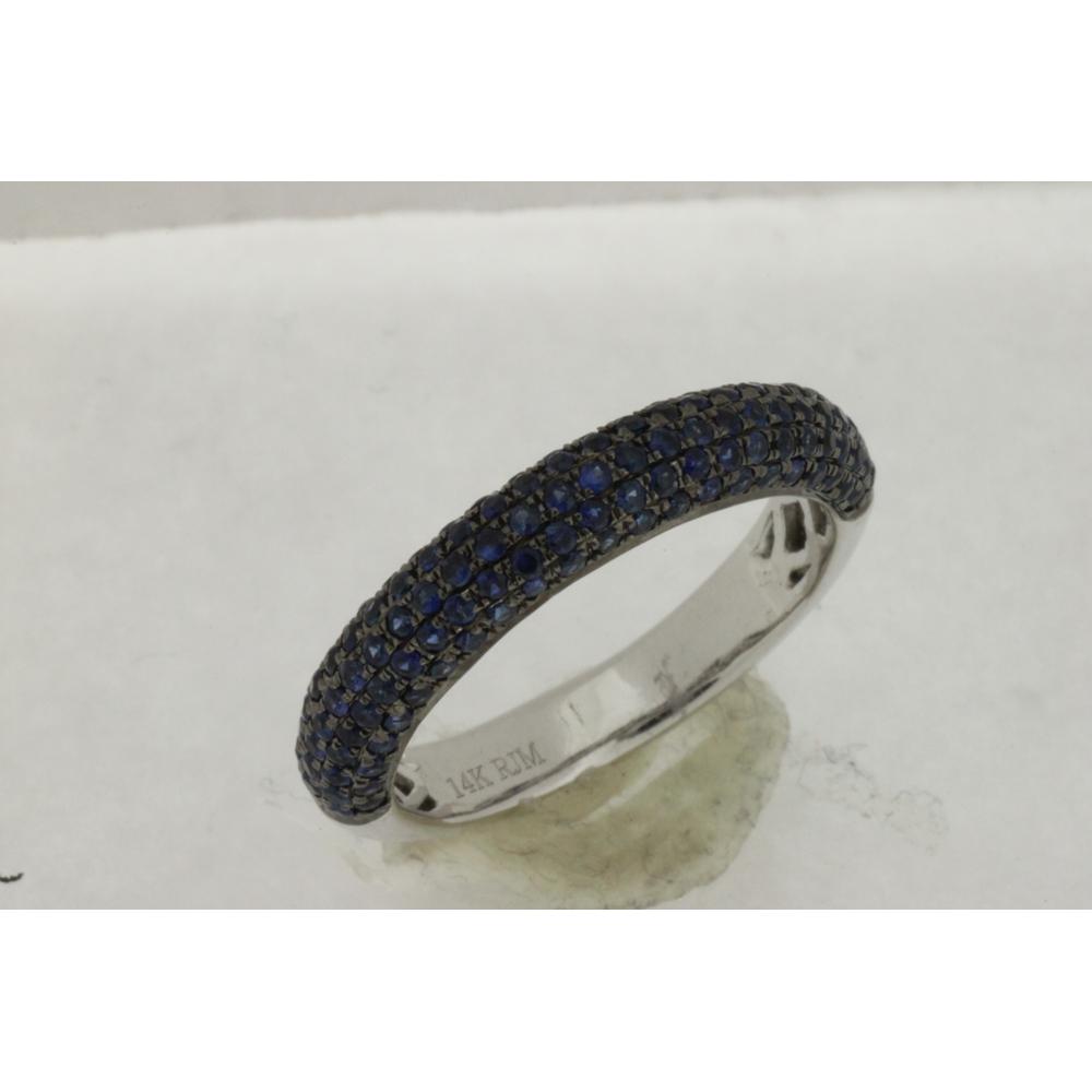 Royal 14K White Gold Sapphire Band - Timeless Elegance in Blue