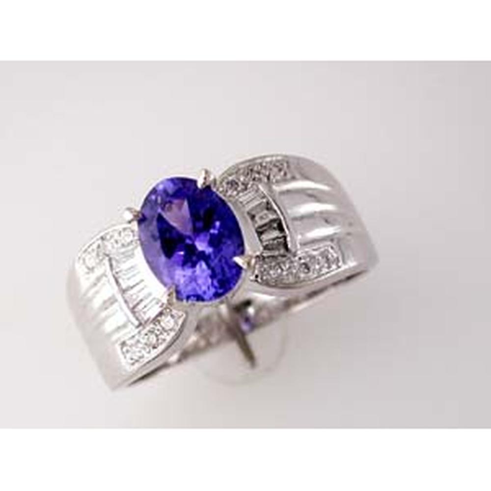Royal 14K White Gold Tanzanite and Diamond Accent Ring - Timeless Elegance