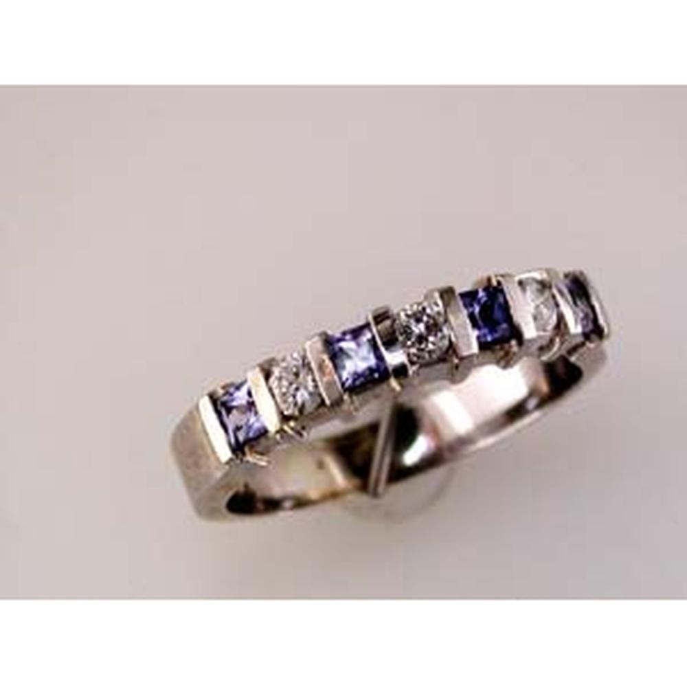 Royal 14K White Gold Tanzanite & Diamond Band - Exquisite Elegance