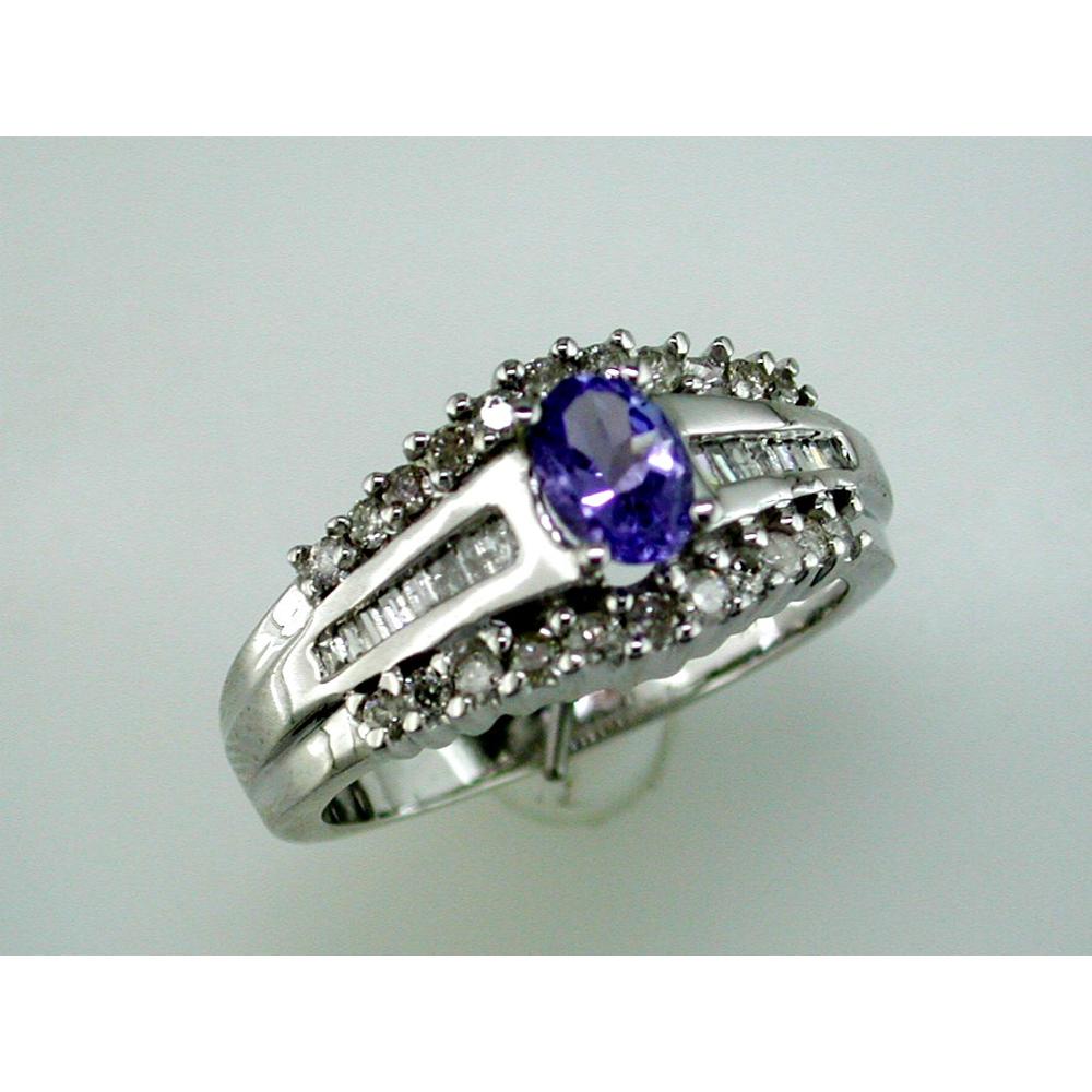 Royal 14K White Gold Tanzanite & Diamond Ring - Exquisite Elegance in Every Detail