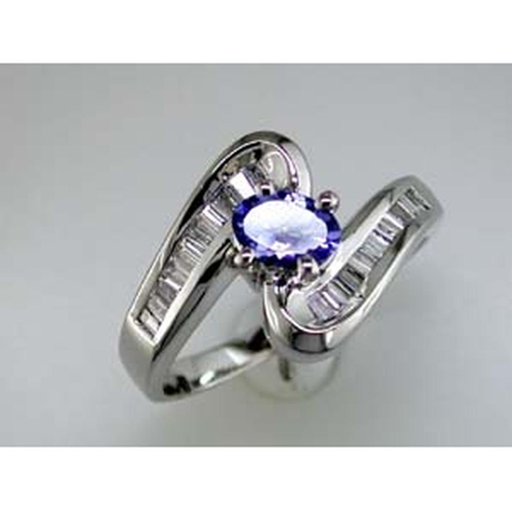 Royal 14K White Gold Tanzanite & Diamond Ring - Exquisite Oval Cut Gemstone
