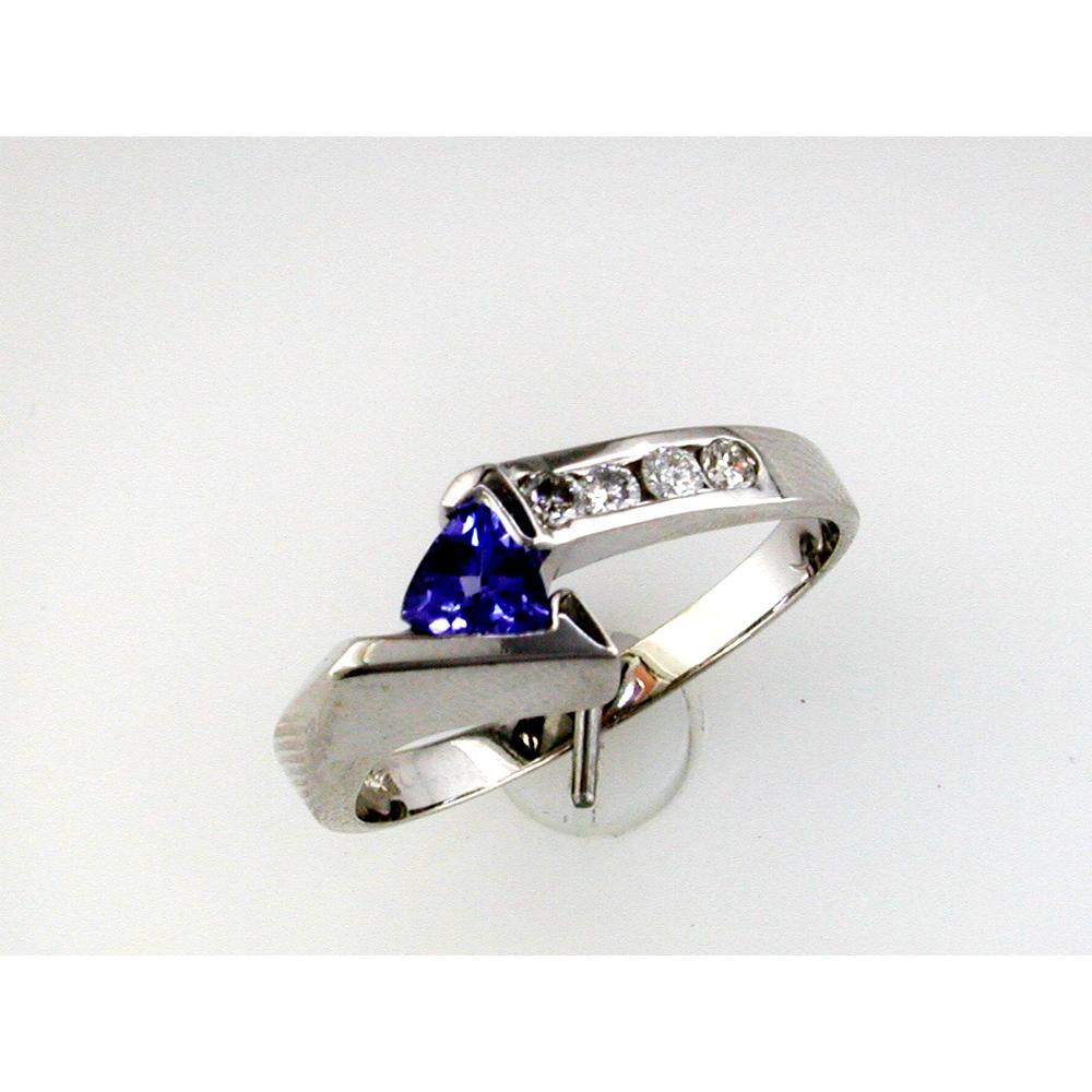 Royal 14K White Gold Tanzanite & Diamond Ring - Exquisite Trillion Cut Design