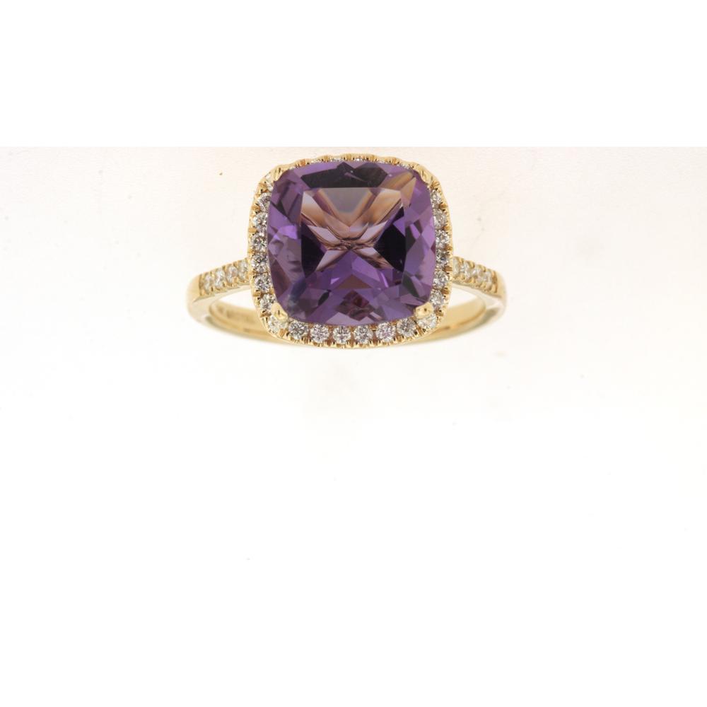 Royal 14K Yellow Gold Amethyst & Diamond Halo Ring - 3.5 Carats Amethyst, 0.30 Carats Diamond