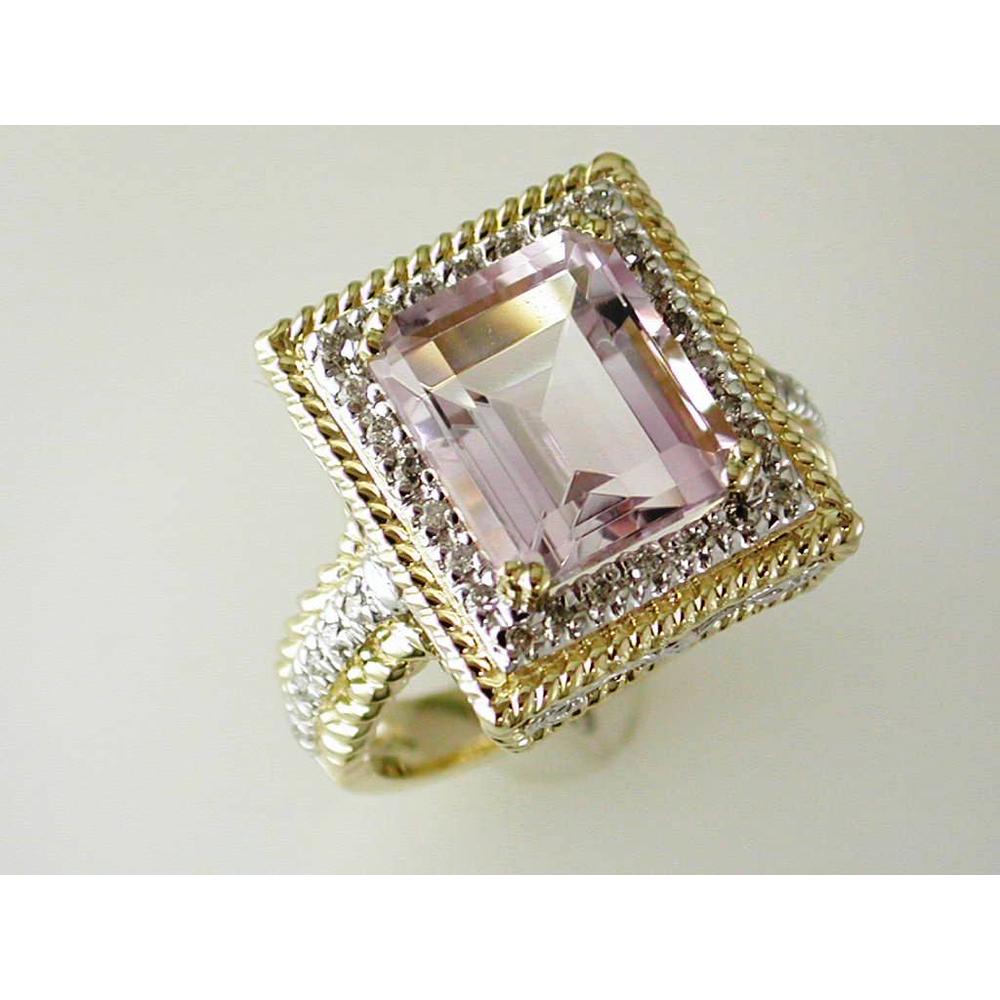 Royal 14K Yellow Gold Amethyst & Diamond Halo Ring - 4.50 Carats Amethyst, 0.24 Carats Total Diamond Weight