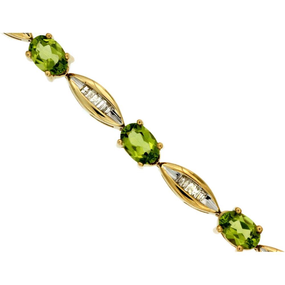 Royal 14K Yellow Gold Bracelet with Oval Peridot and Baguette-Cut Diamonds – 5.40 Carats Total Gemstone Weight