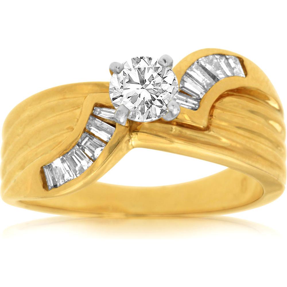 Royal 14K Yellow Gold Diamond Engagement Ring - Timeless Love and Brilliance