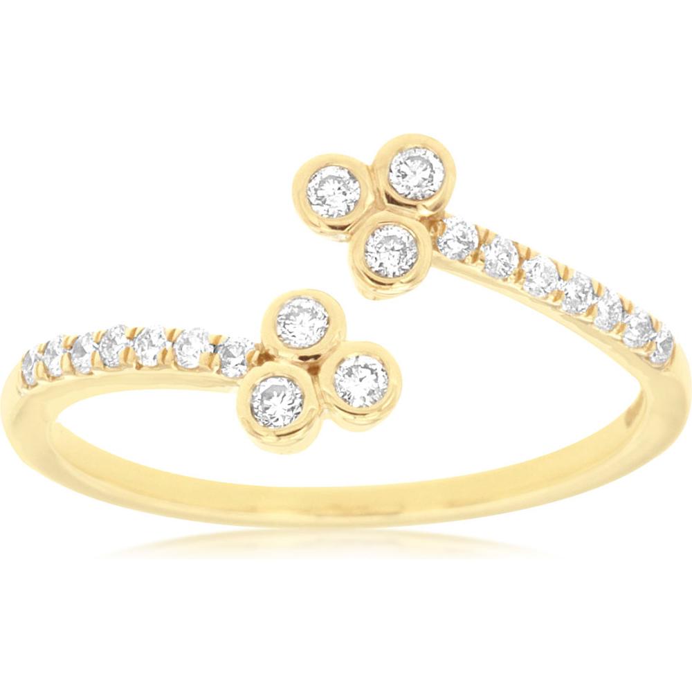 Royal 14K Yellow Gold Diamond Ring with Floral Motif and Pavé-Set Diamonds - 0.20 Carat Total Diamond Weight
