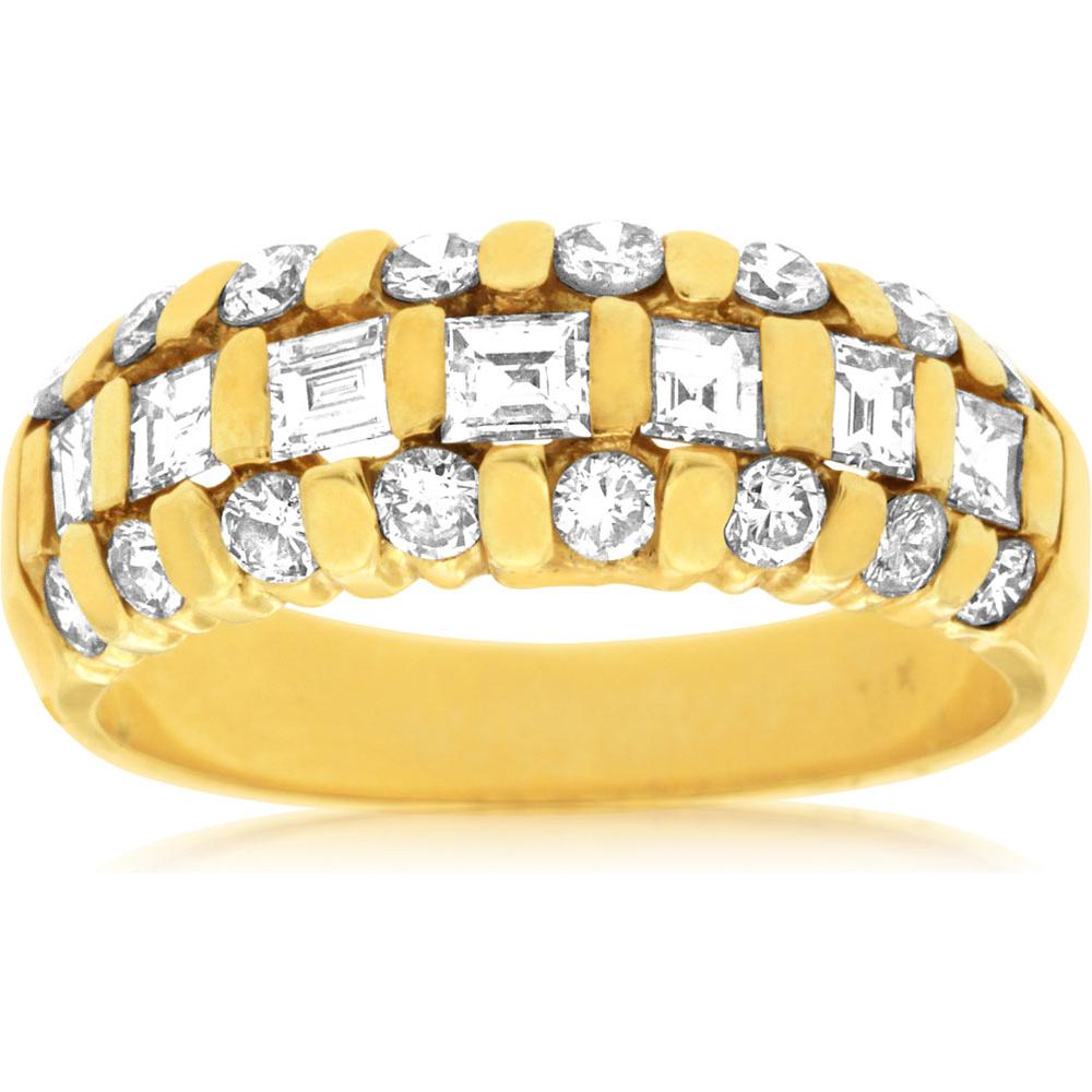 Royal 14K Yellow Gold Diamond Ring with Princess-Cut and Baguette Diamonds - 1.40 Carat Total Diamond Weight