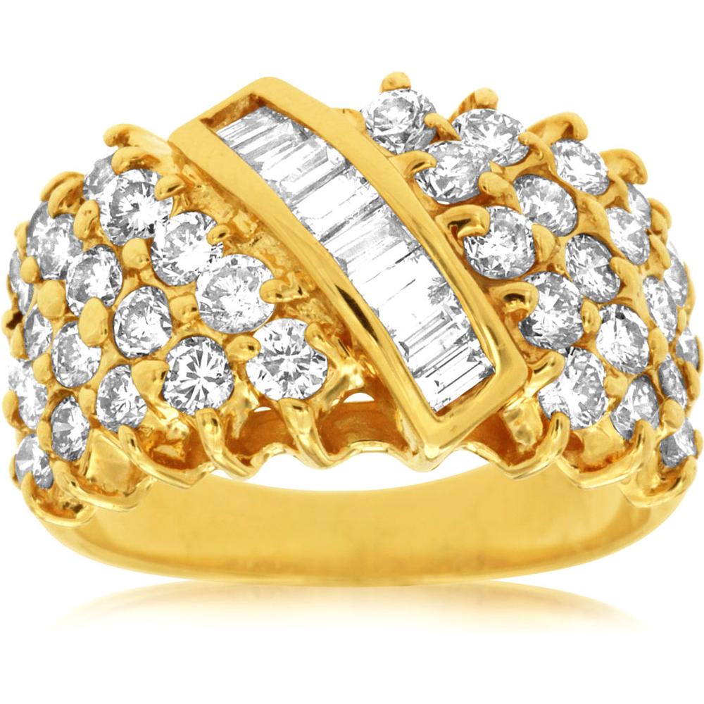 Royal 14K Yellow Gold Diamond Wedding Ring with Baguette Diamonds - 1.50 Carat Total Diamond Weight