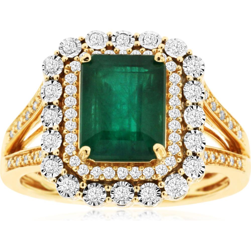 Royal 14K Yellow Gold Emerald & Diamond Ring - Timeless Elegance