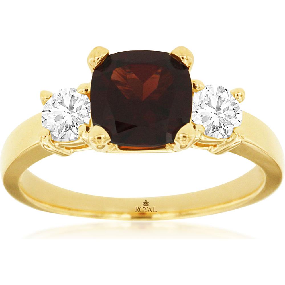 Royal 14K Yellow Gold Garnet & Diamond Ring - Timeless Elegance in Radiant Red