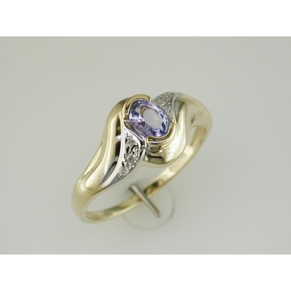 Royal 14K Yellow Gold Tanzanite & Diamond Ring - Exquisite Elegance