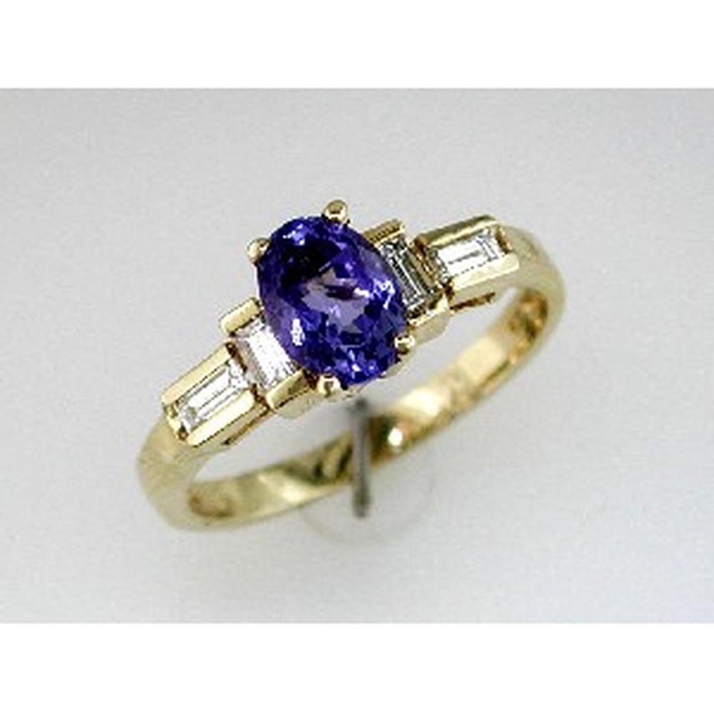 Royal 14K Yellow Gold Tanzanite & Diamond Ring - Exquisite Oval Design