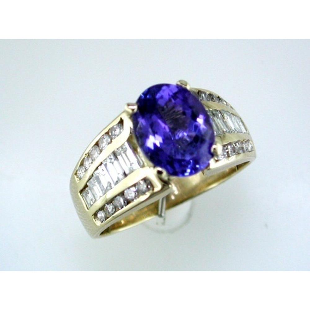 Royal 14K Yellow Gold Tanzanite & Diamond Ring - Timeless Elegance in Blue