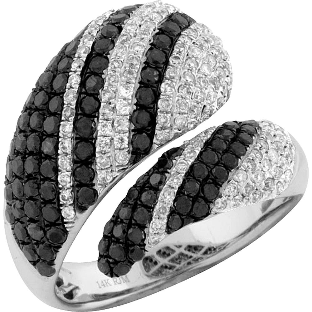 Royal Illuminate your Look with the 14K White Gold Black Diamond & Diamond Ring