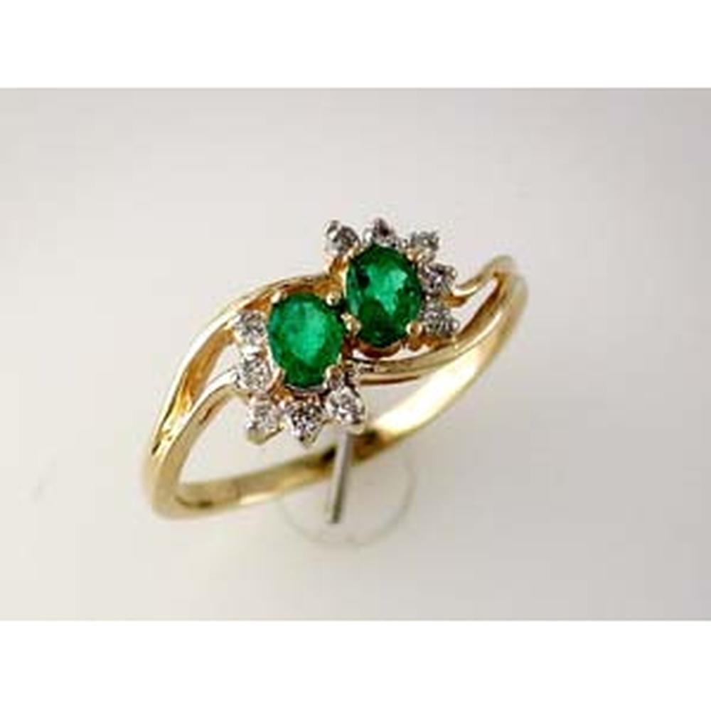 Royal Radiant 14K Yellow Gold Emerald & Diamond Ring - 0.60 Carat Total Gem Weight
