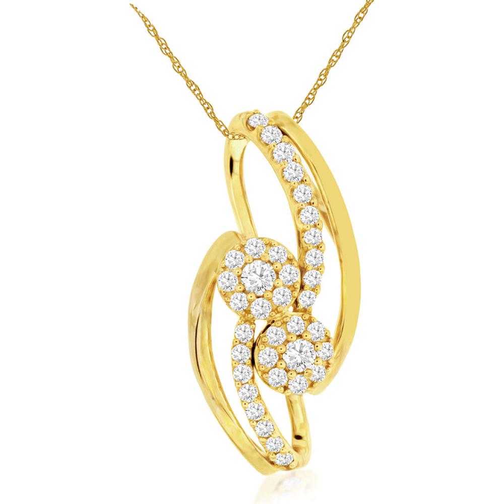 Royal Sparkling Brilliance: 14K Yellow Gold Diamond Pendant
