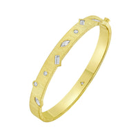 Ruchi New York - 18K Yellow Gold Éclat Bangle with Flush Set Mixed Shape White Diamonds - 1.05 Carat Total Diamond Weight