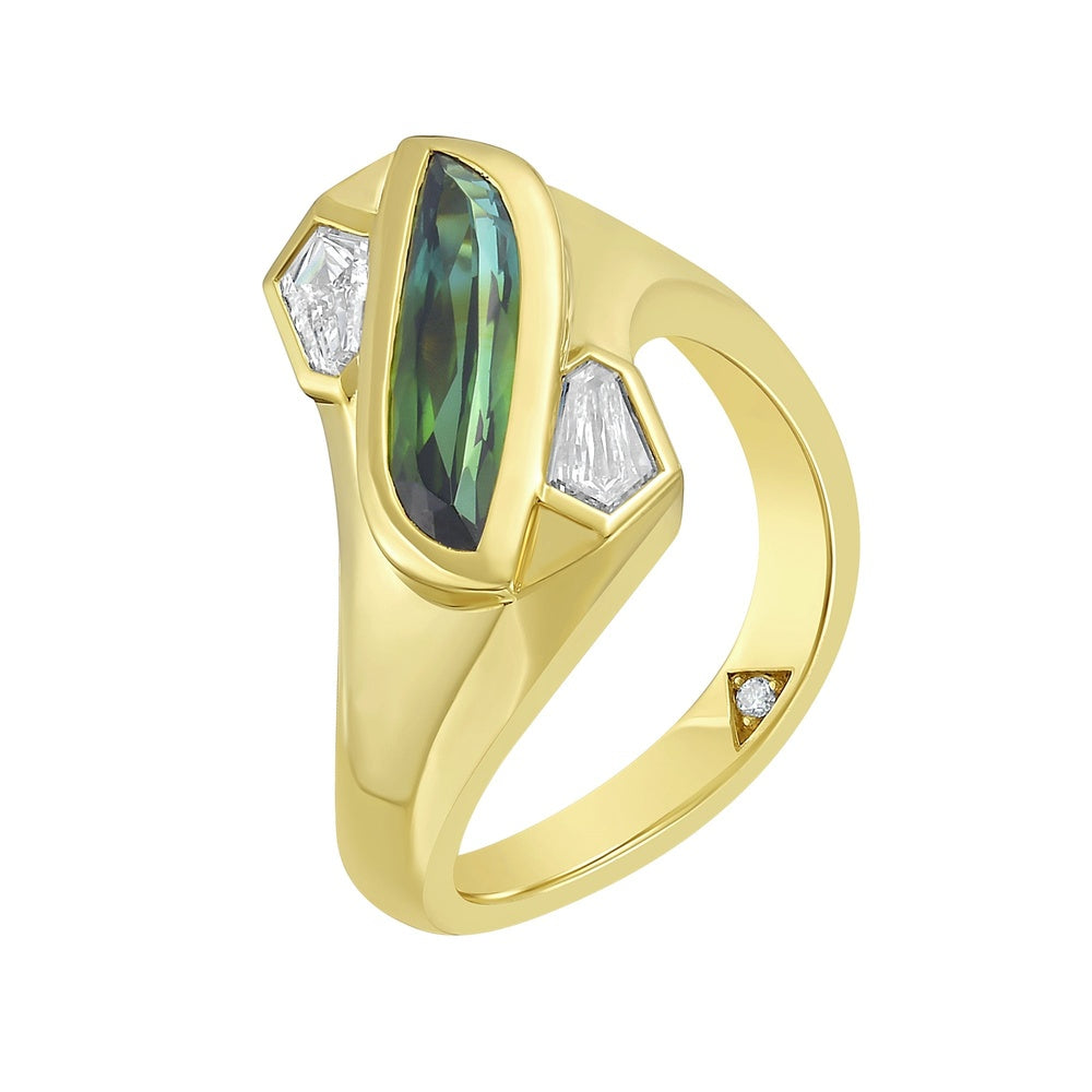 Ruchi New York - 18K Yellow Gold Fenix Cocktail Ring with Flame-Cut Green Tourmaline and Kite-Cut Diamonds - 1.31 Carat Tourmaline and 0.34 Carat Diamond