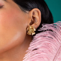 Ruchi New York - Daffodil Diamond Stud Earrings in 18K Yellow Gold