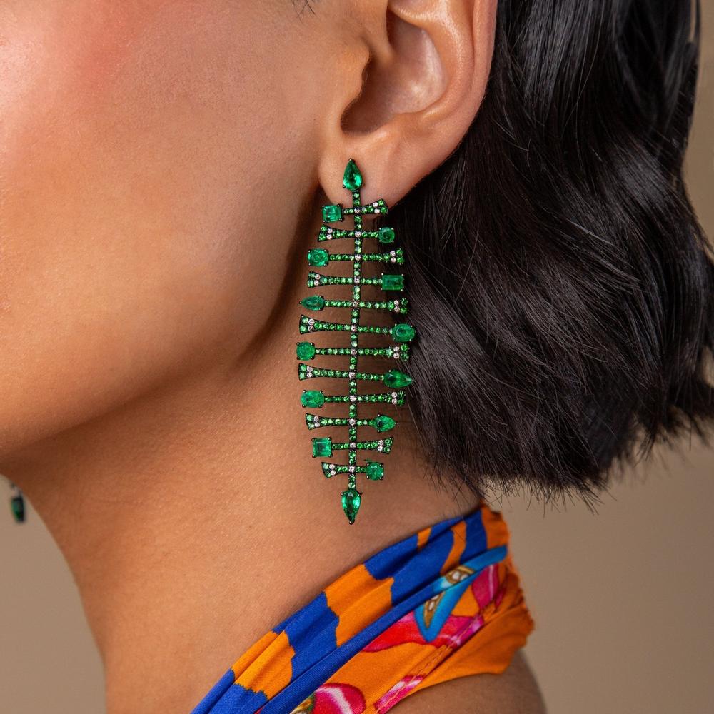 Ruchi New York - Nereid Emerald Chandelier Earrings in 18K Black Rhodium White Gold