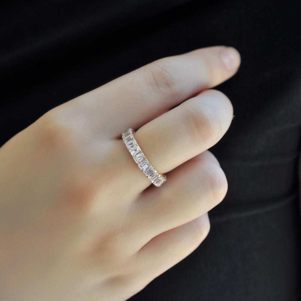 Ruchi New York - Orpheus Diamond Band in 18K Yellow Gold
