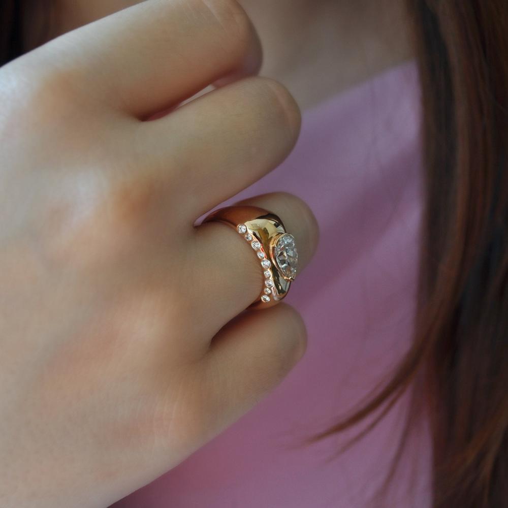 Ruchi New York - Solano Diamond Statement Ring in 18K Rose Gold