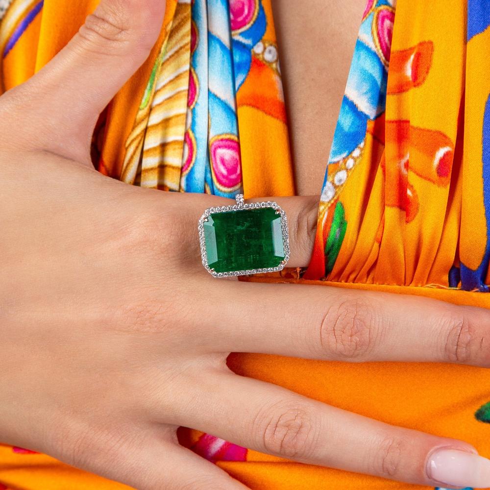 Ruchi New York - Sonata Emerald Cocktail Ring in 18K White Gold