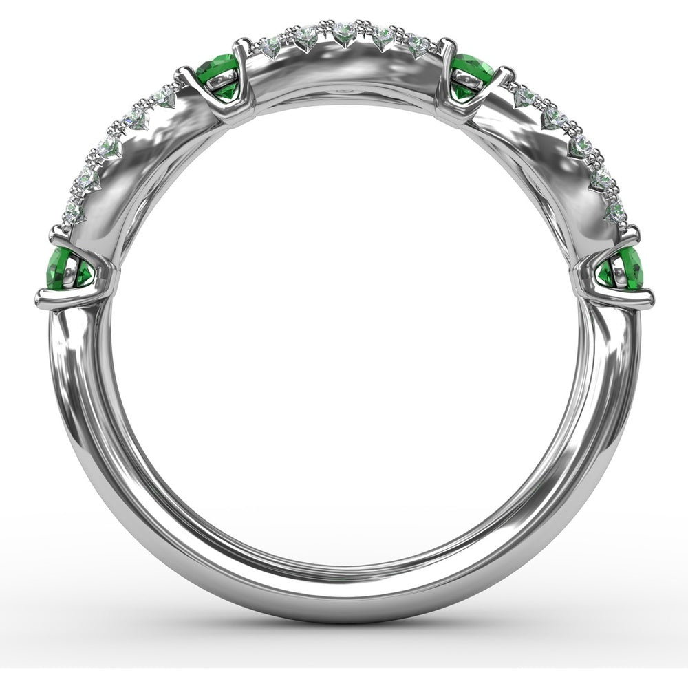 Scalloped Band with Round Emeralds and Pavé Diamonds by Fana - 0.81 Carat Total Gemstone Weight