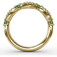 Scalloped Band with Round Emeralds and Pavé Diamonds by Fana - 0.81 Carat Total Gemstone Weight