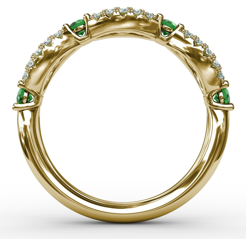 Scalloped Band with Round Emeralds and Pavé Diamonds by Fana - 0.81 Carat Total Gemstone Weight