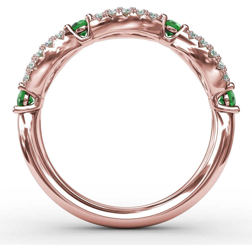Scalloped Band with Round Emeralds and Pavé Diamonds by Fana - 0.81 Carat Total Gemstone Weight