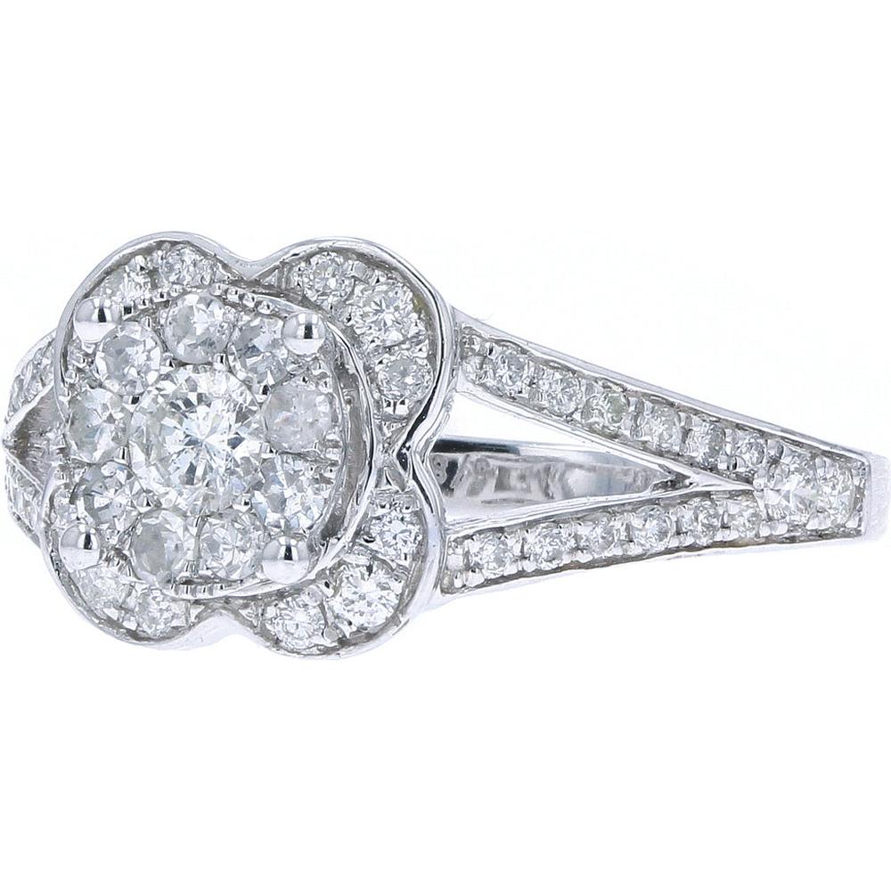 Sparkling 14K White Gold Diamond Split Shank Ring - 0.88 Carats