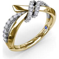 Spyre Intertwined Ring with Pavé Set Round Diamonds by Fana - 0.34 Carat Total Diamond Weight