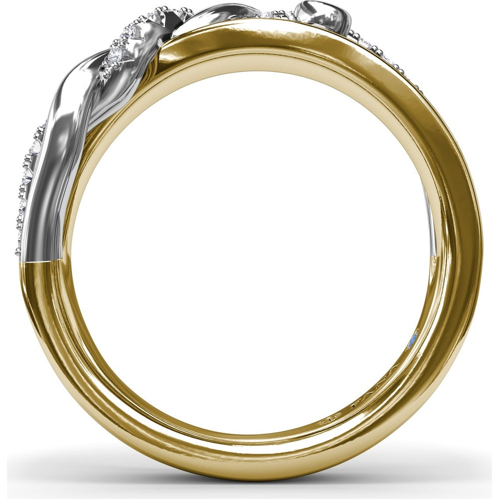 Spyre Ring with Pavé Diamond Twist and Bezel-Set Round Diamond by Fana - 0.23 Carat Total Diamond Weight