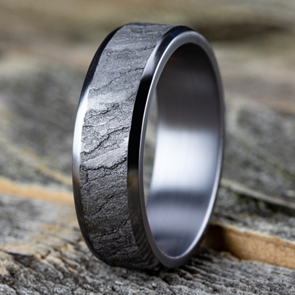 The Vesuvius Men's Wedding Band in Grey Tantalum - 7mm Width by Tantalum