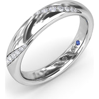 Twisted Pavé Diamond Band with Round Diamonds by Fana - 0.16 Carat Total Diamond Weight